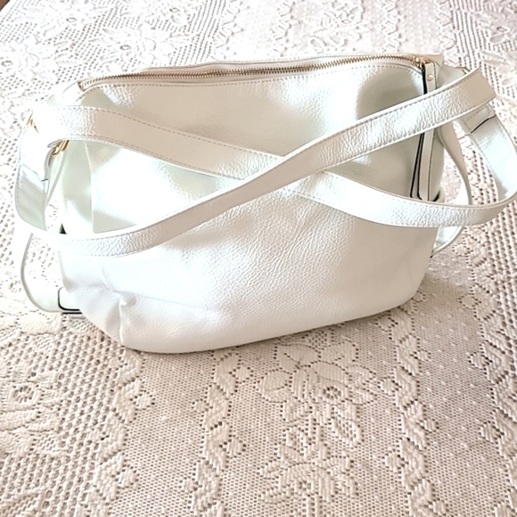 🎊HP🎊MELLOW WORLD VEGAN BAG - Picture 2 of 16